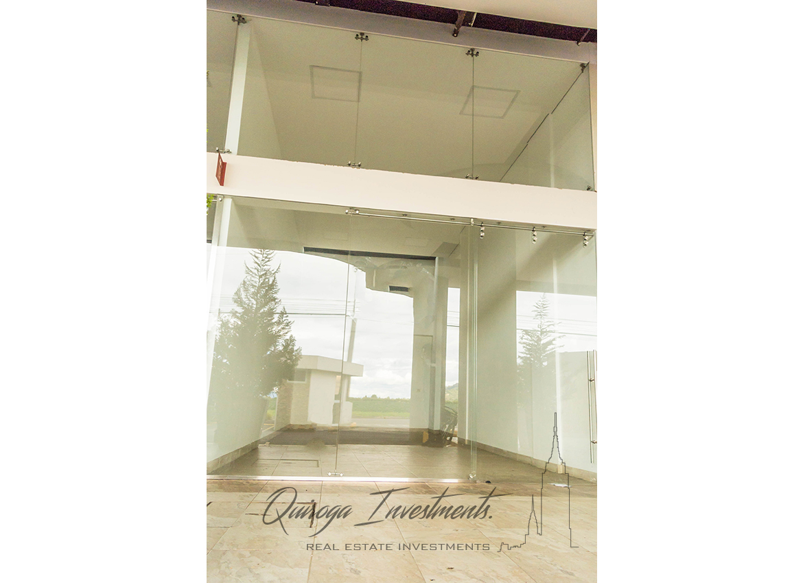 Quiroga Investments Local Cota San Miguel Plaza