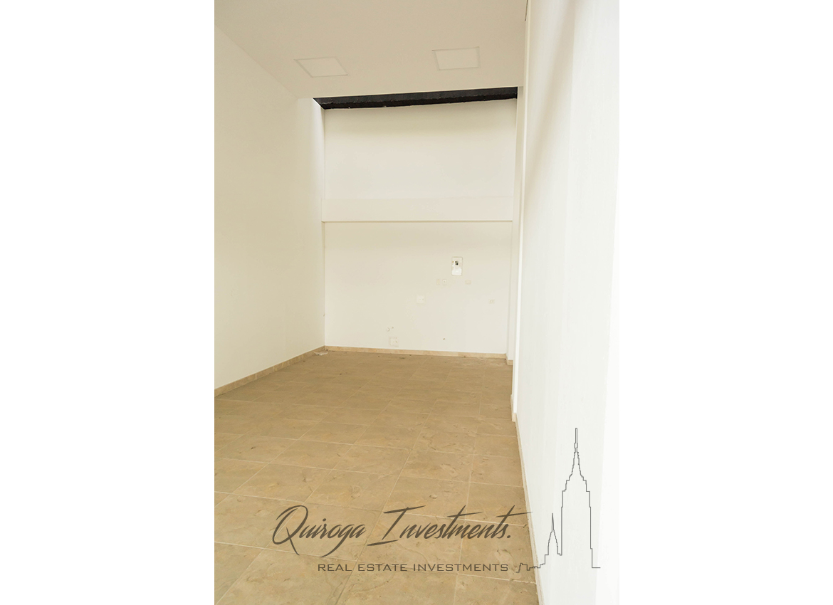 Quiroga Investments Local Cota San Miguel Plaza