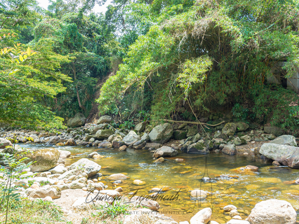 Quiroga Investments Venta Casa Campestre Colombia Cundinamarca Silvania Villa del Rio